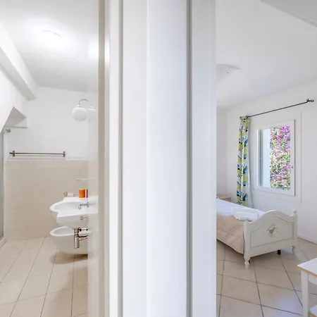 Ea Bianca 6 People With Sea View Апартаменты