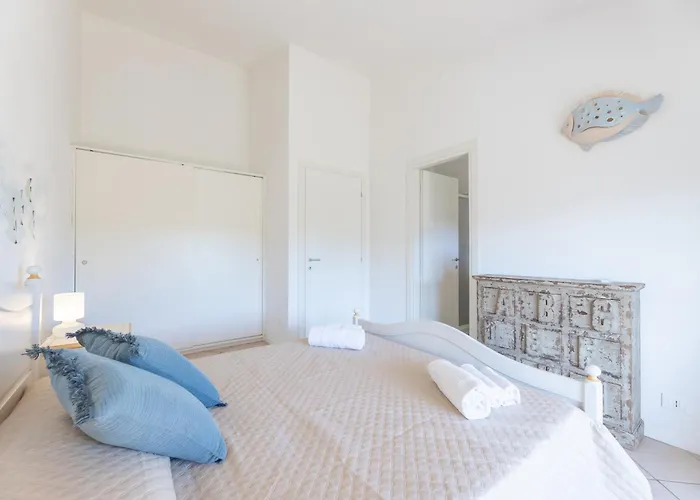 Ea Bianca 6 People With Sea View Апартаменты Байя Сардиния